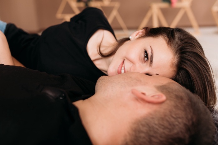 threesome dating in Windsor