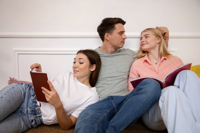 Threesome Dating in Peoria