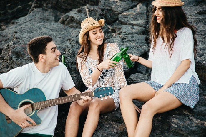 threesome dating site