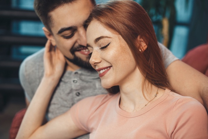 couples looking for threesome